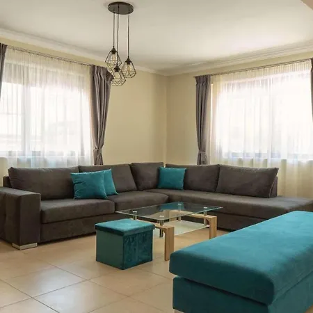 Andonis Βίλα Ιξιά